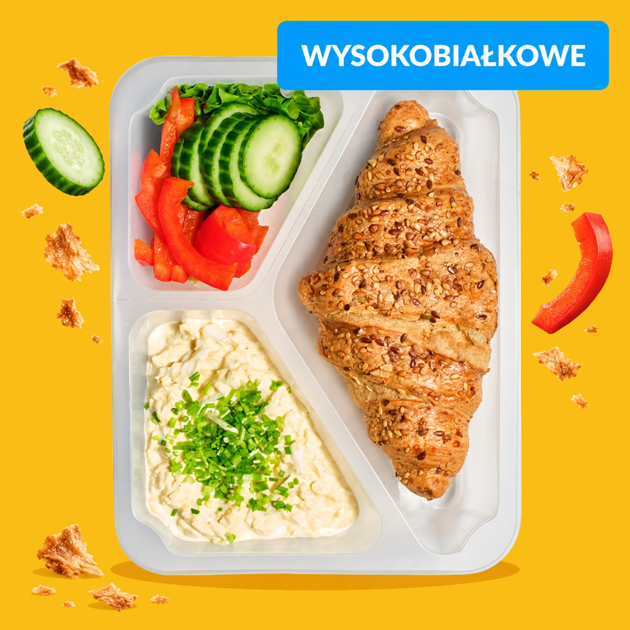 Croissant z pastą jajeczną i warzywami
