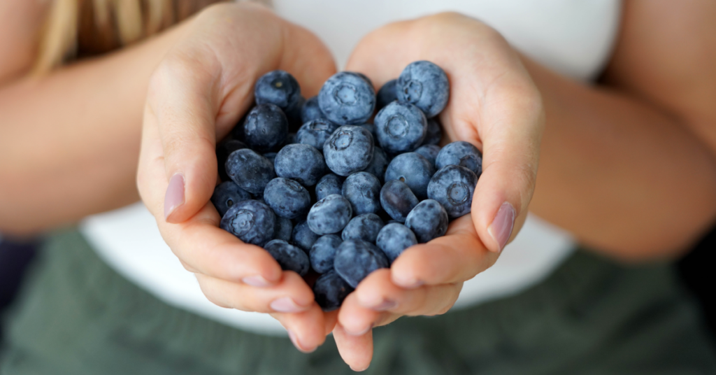 Polifenole – co to? Właściwości, działanie i naturalne źródła w diecie 1 KV polifenole