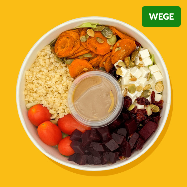 Sałatka z pieczonym burakiem i kaszą bulgur