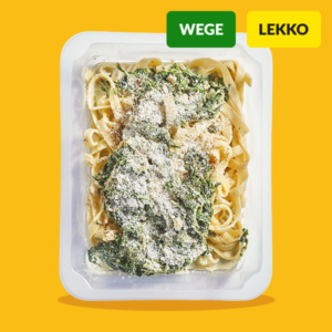 Makaron tagliatelle z sosem szpinakowym